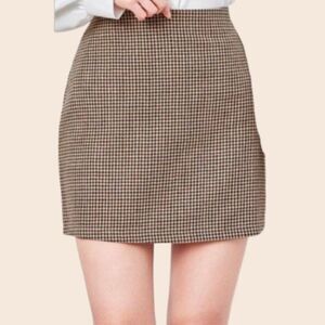 SHEIN Brown and Cream Plaid Mini Skirt Size 4